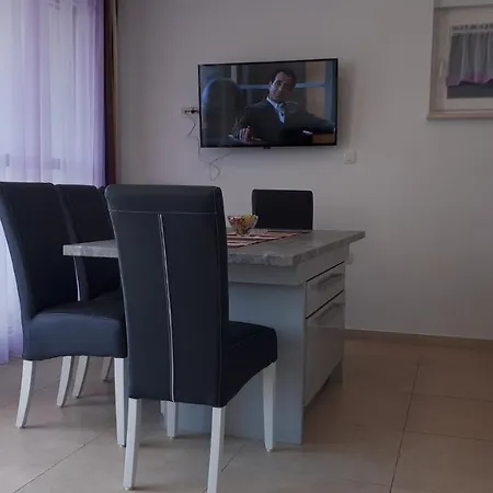 Apartment Vala